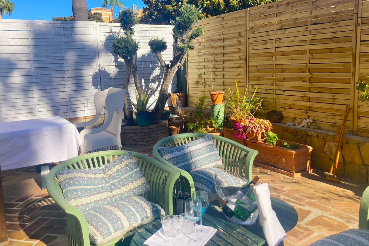 Huis te koop in San Pedro de Alcántara | 4 slaapkamers H5474692