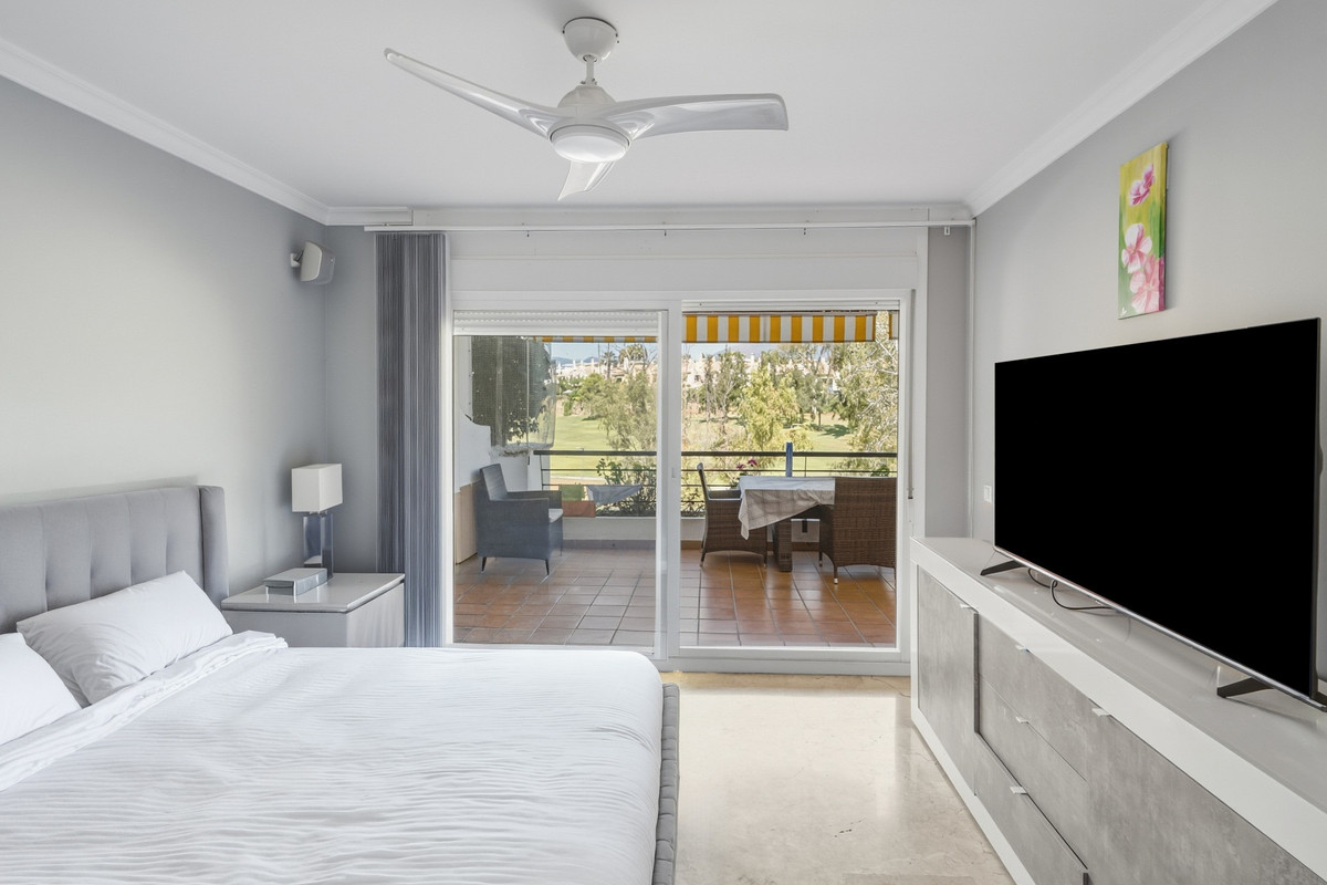 Huis te koop in San Pedro de Alcántara | 2 slaapkamers H5488732