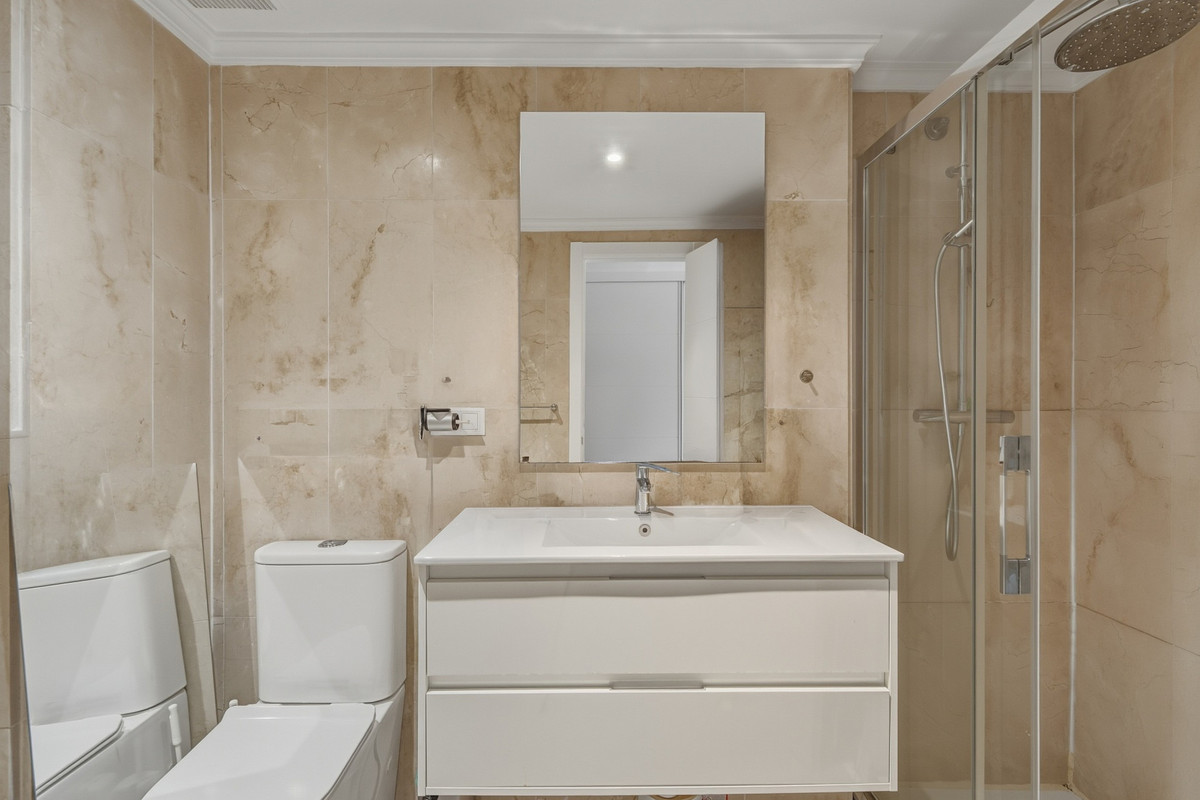 Huis te koop in San Pedro de Alcántara | 2 slaapkamers H5488732