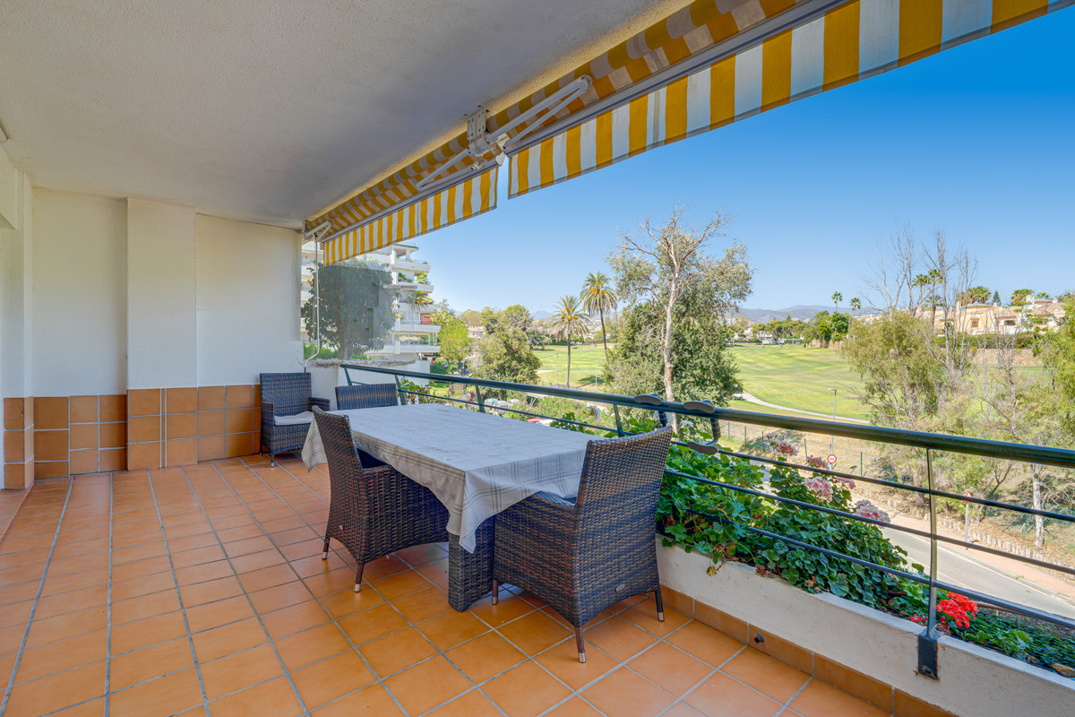 Huis te koop in San Pedro de Alcántara | 2 slaapkamers H5488732