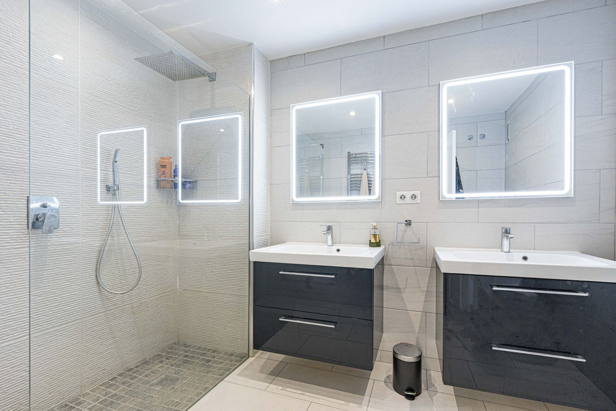 Appartement te koop in San Pedro de Alcántara | 3 slaapkamers H5494228