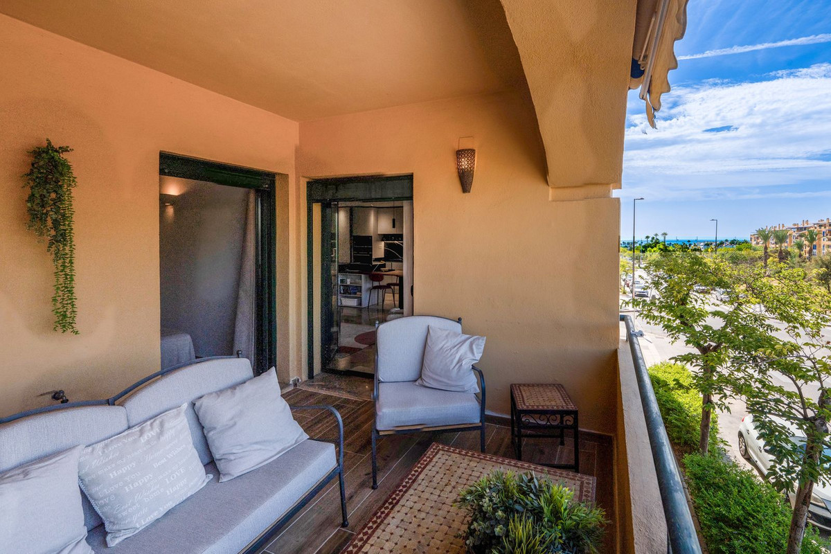 Appartement te koop in San Pedro de Alcántara | 3 slaapkamers H5494228