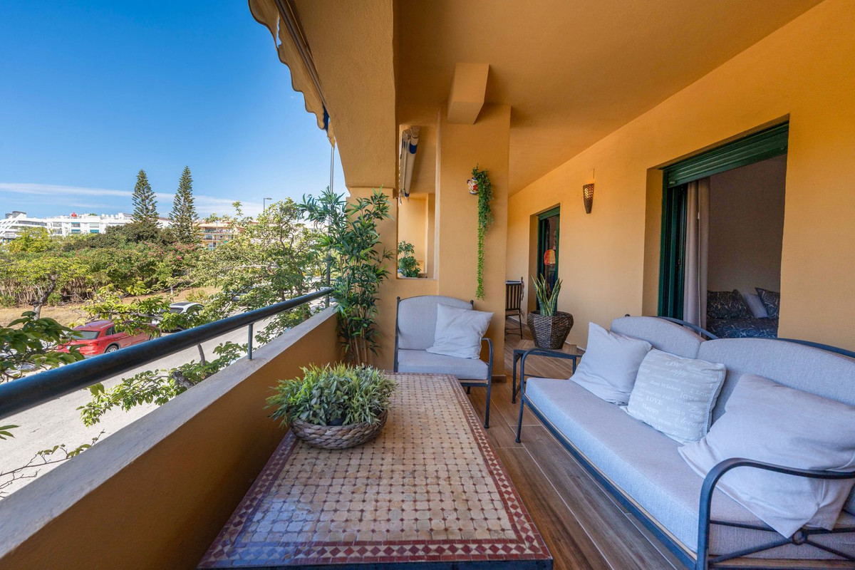 Appartement te koop in San Pedro de Alcántara | 3 slaapkamers H5494228