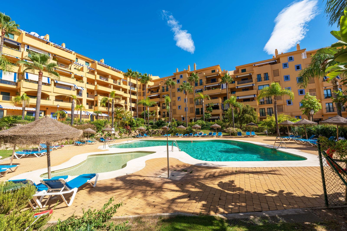 Appartement te koop in San Pedro de Alcántara | 3 slaapkamers H5494228