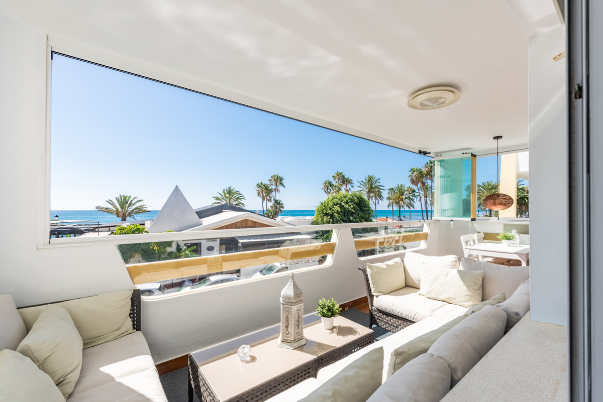 Appartement te koop in San Pedro de Alcántara | 3 slaapkamers H5494762