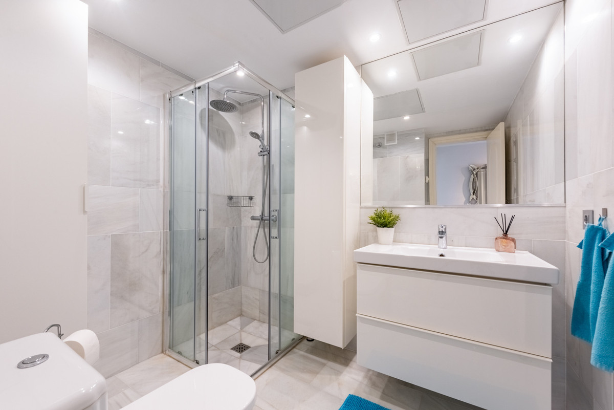 Appartement te koop in San Pedro de Alcántara | 3 slaapkamers H5494762