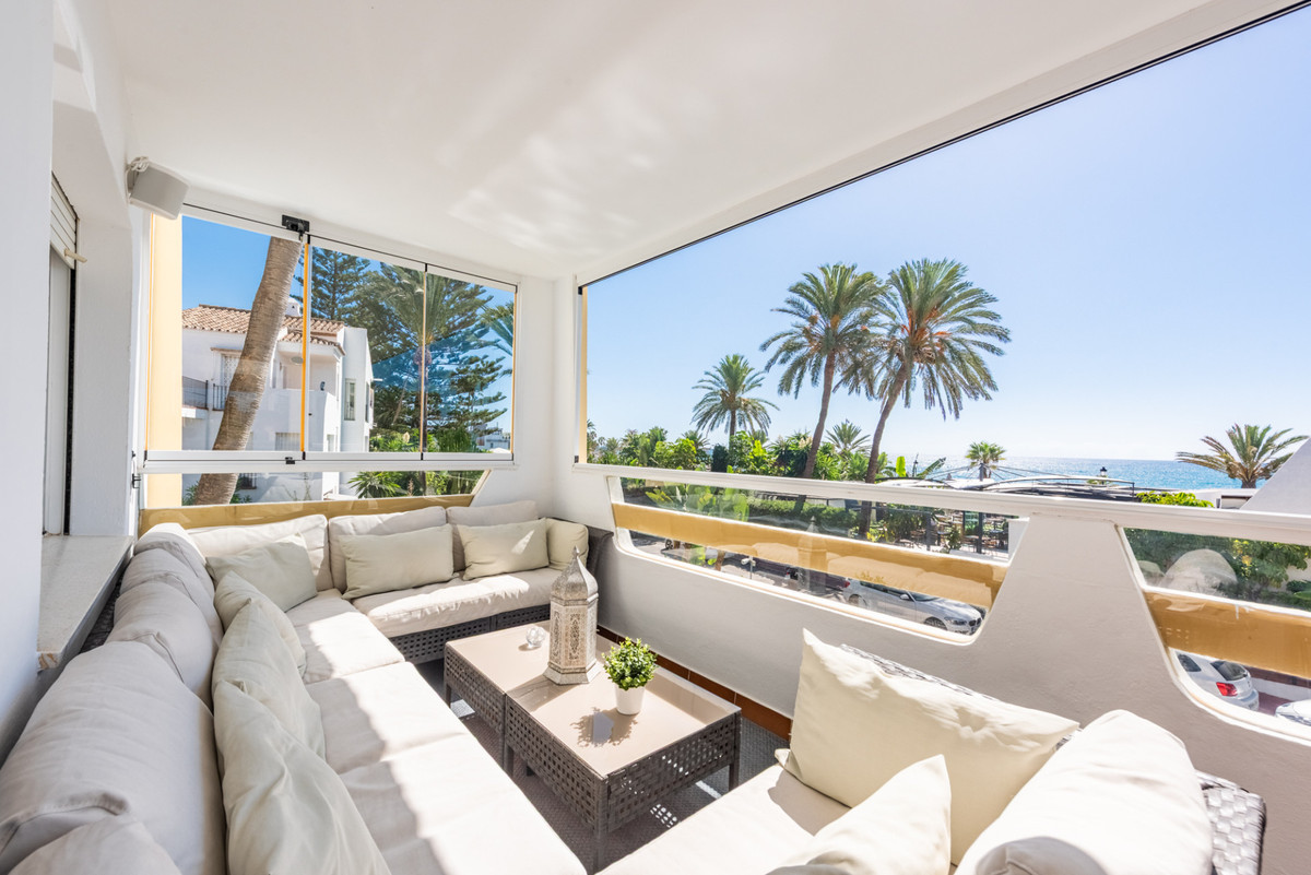 Appartement te koop in San Pedro de Alcántara | 3 slaapkamers H5494762