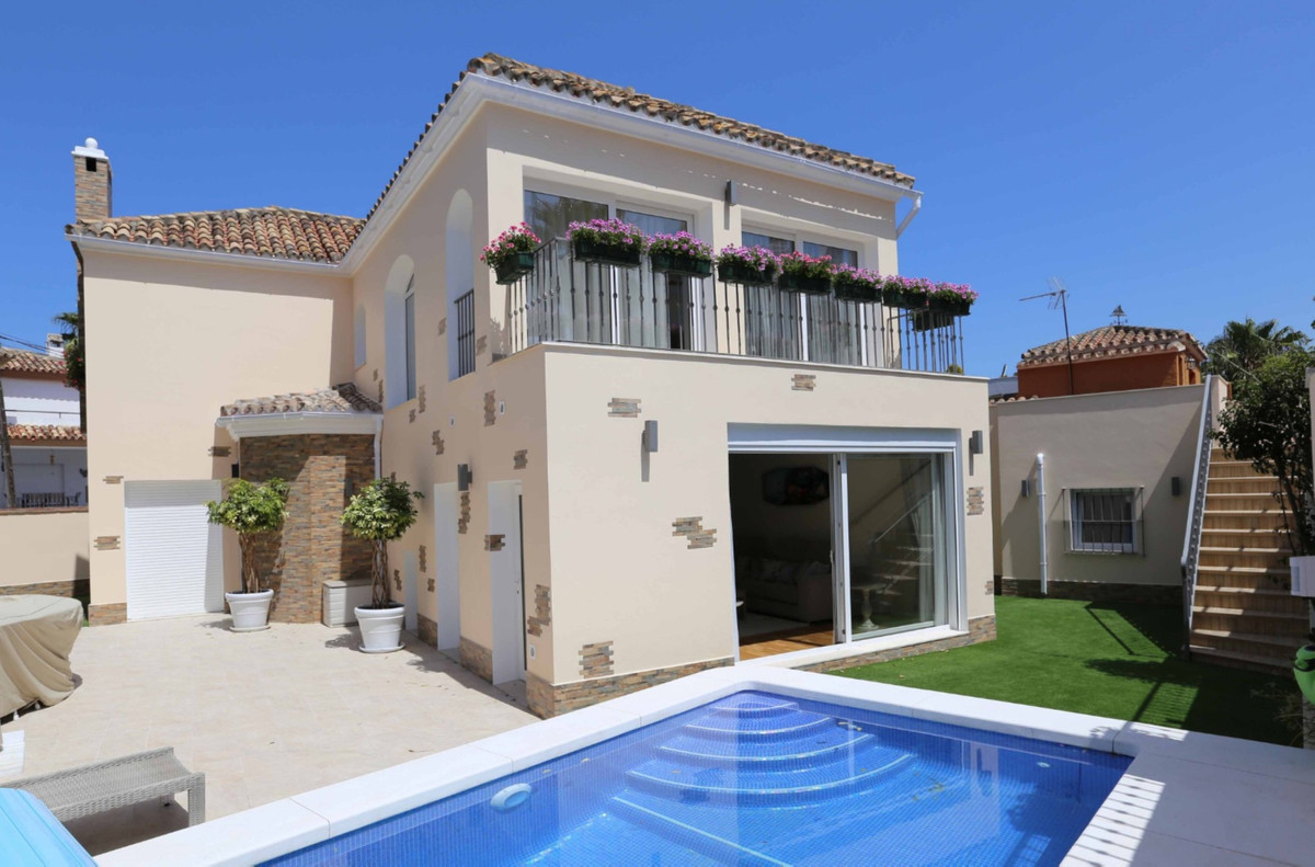 Huis te koop in San Pedro de Alcántara | 4 slaapkamers H5520232