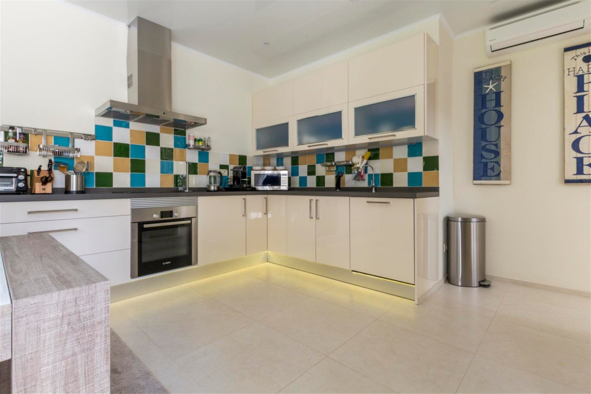 Huis te koop in San Pedro de Alcántara | 4 slaapkamers H5520232