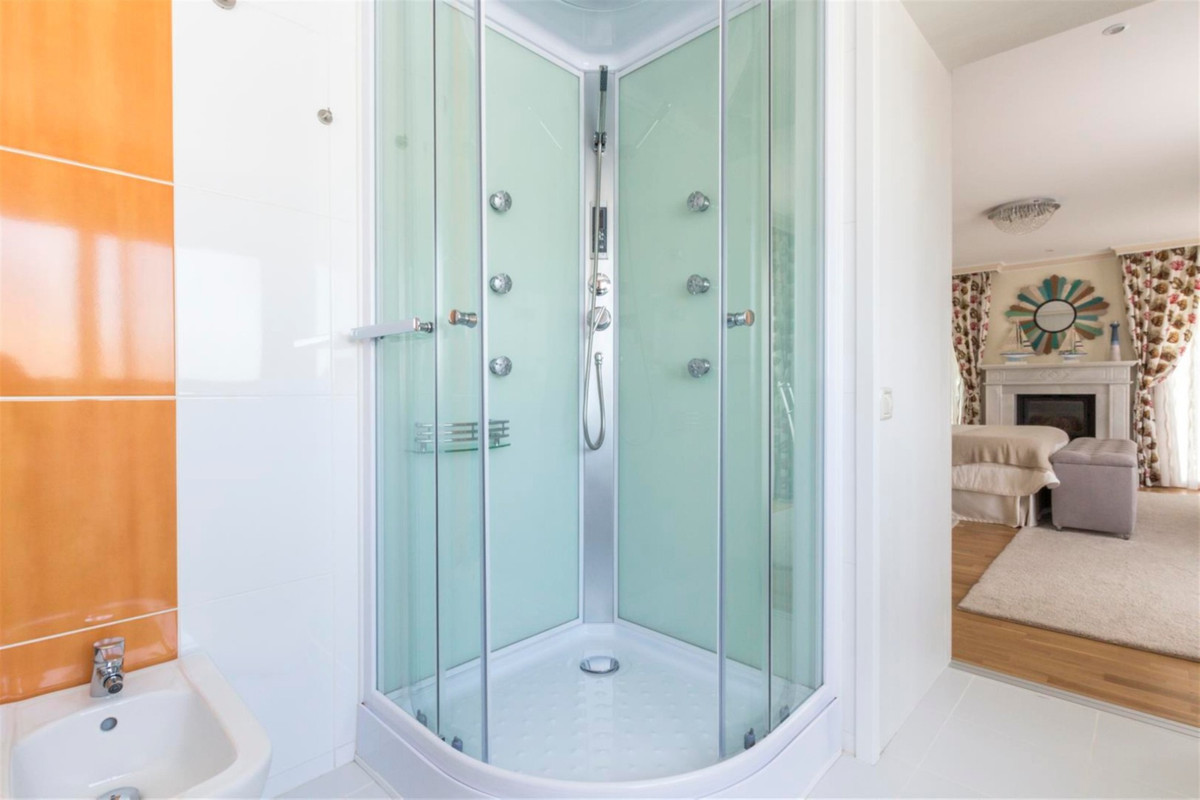 Huis te koop in San Pedro de Alcántara | 4 slaapkamers H5520232