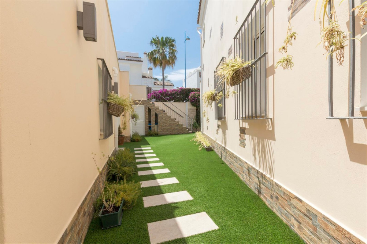 Huis te koop in San Pedro de Alcántara | 4 slaapkamers H5520232