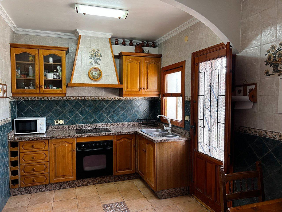 Huis te koop in San Vicente del Raspeig | 4 slaapkamers H5323309