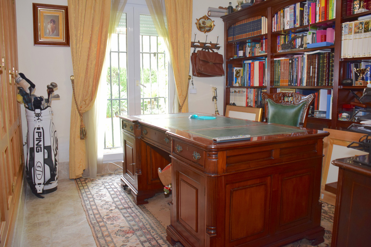 Huis te koop in Santa Clara | 5 slaapkamers H4934398