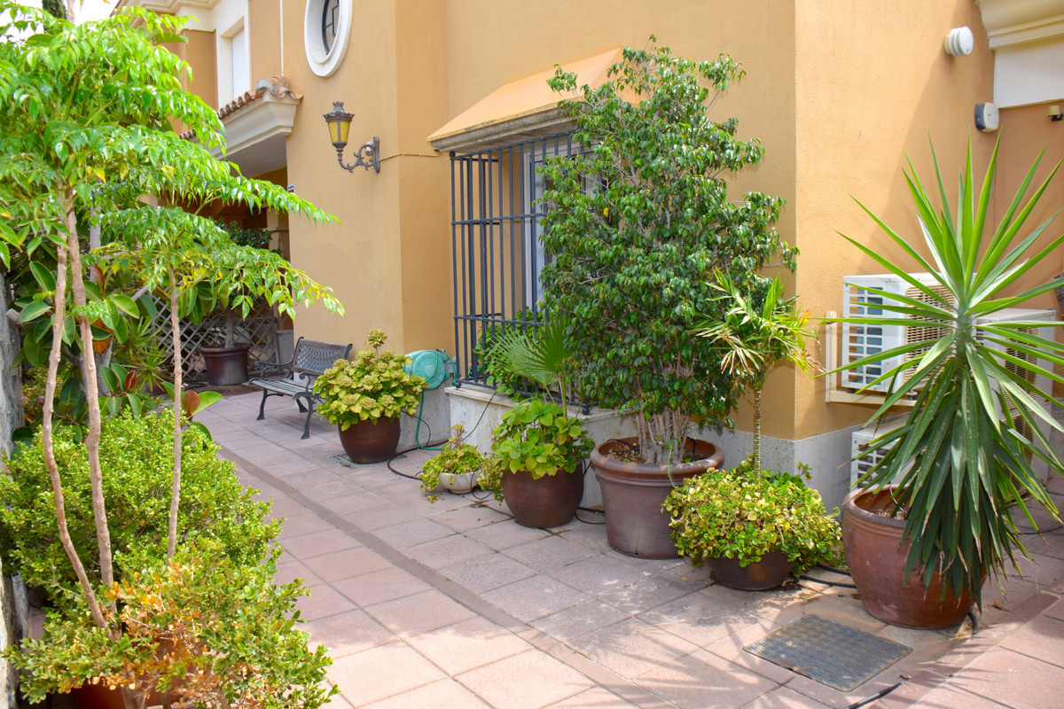 Huis te koop in Santa Clara | 5 slaapkamers H4934398