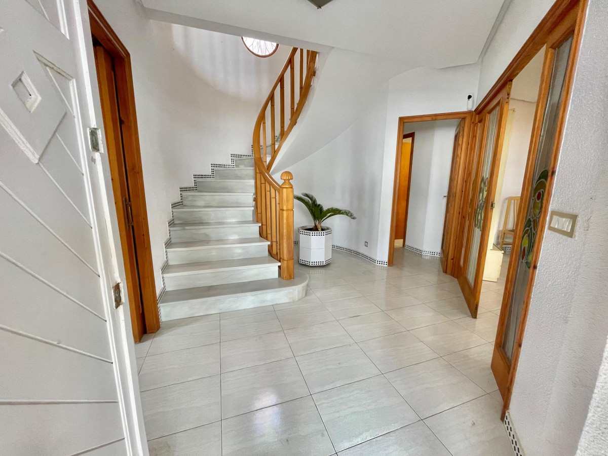 Huis te koop in Santa Pola | 5 slaapkamers H5251717
