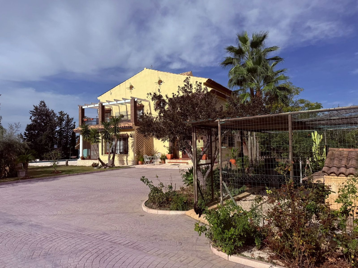 Property main view 4
