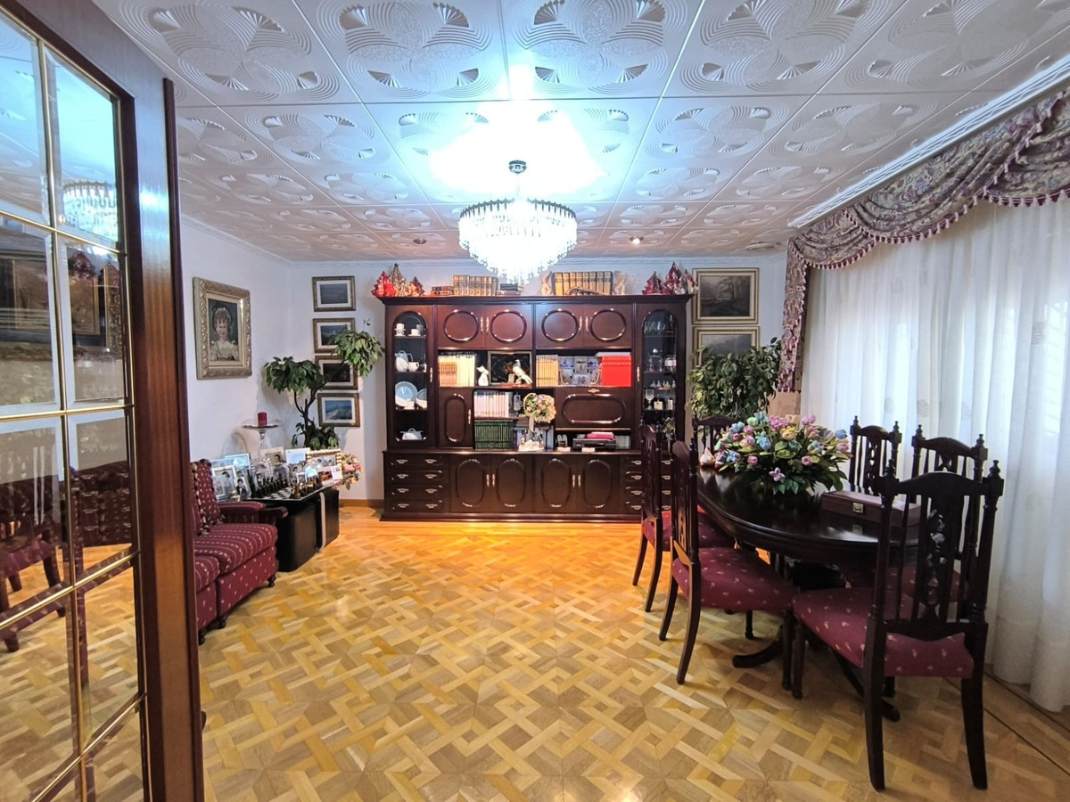 Vrijstaande Villa te koop in Sax | 4 slaapkamers H5304691