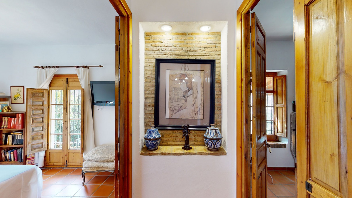 Huis te koop in Sayalonga | 6 slaapkamers H4159363