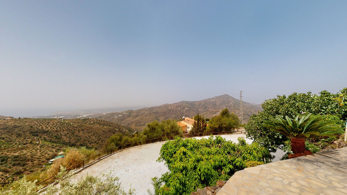 Property main view 40