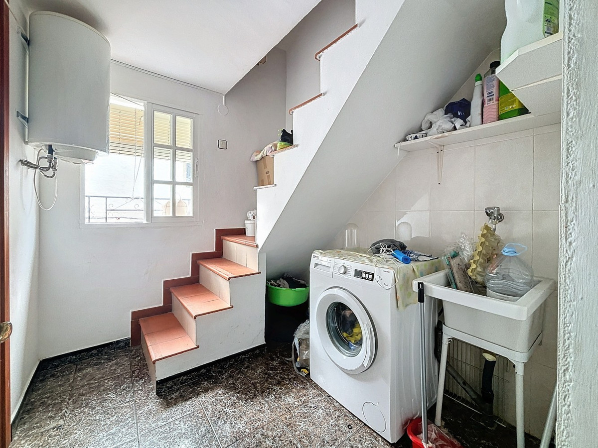 Semi-Vrijstaande Villa in Sayalonga-20