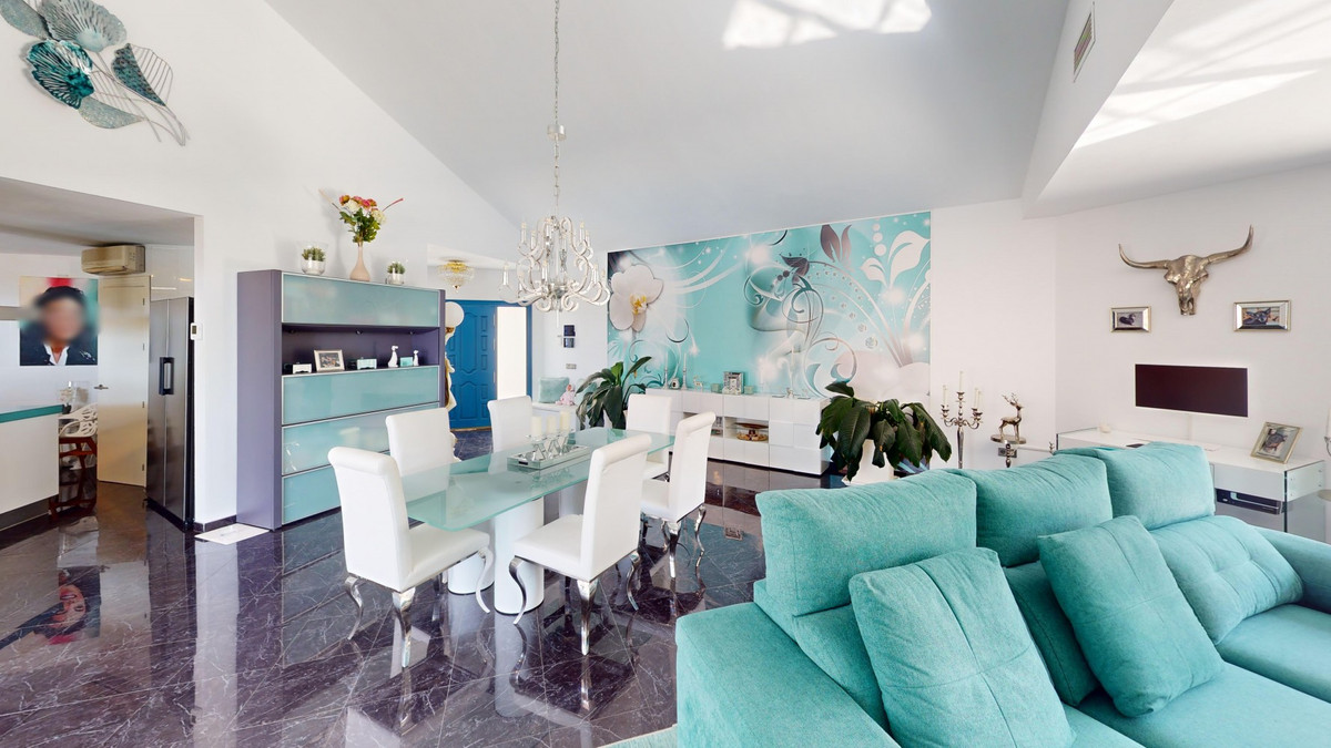 Vrijstaande Villa in Sayalonga-11