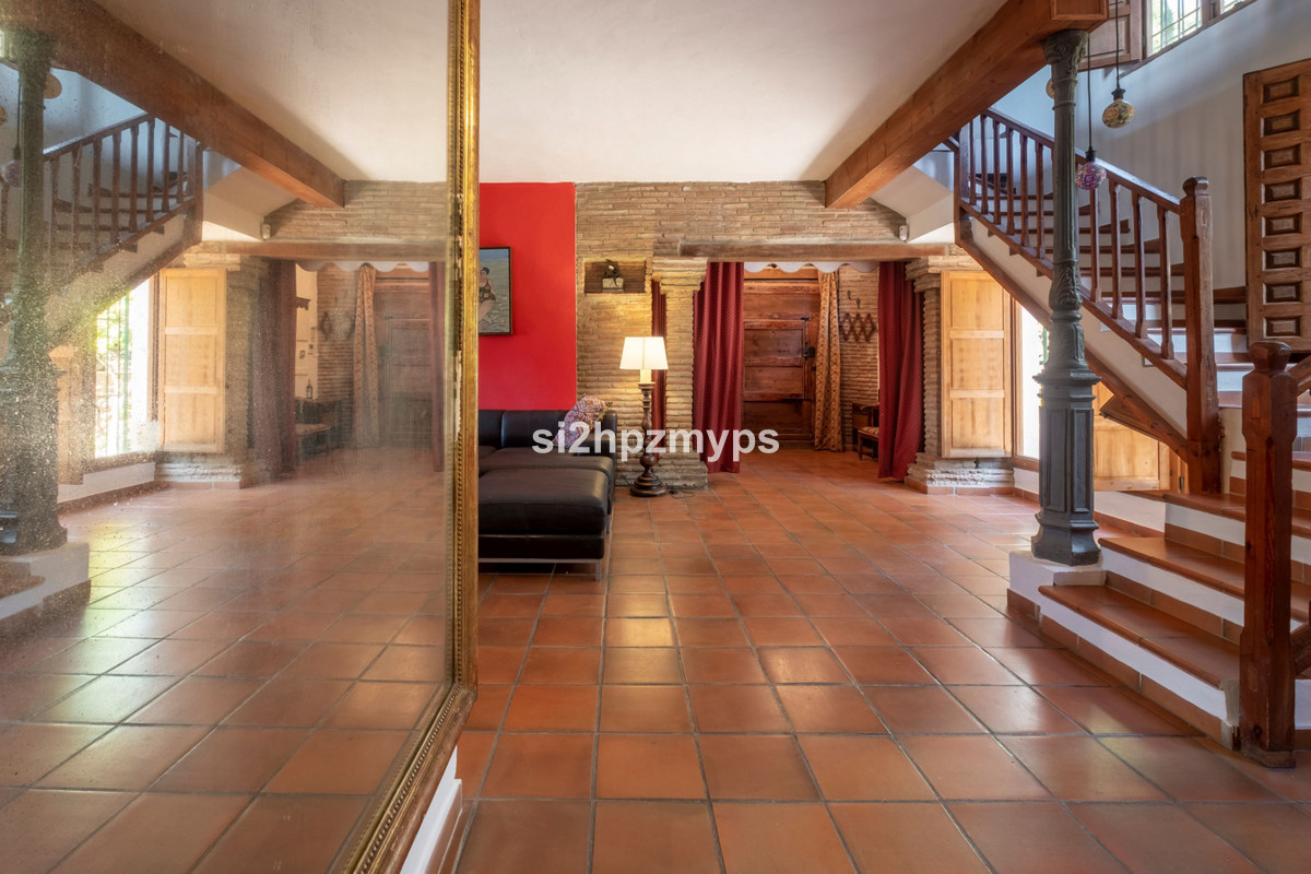 Vrijstaande Villa in Sayalonga-17