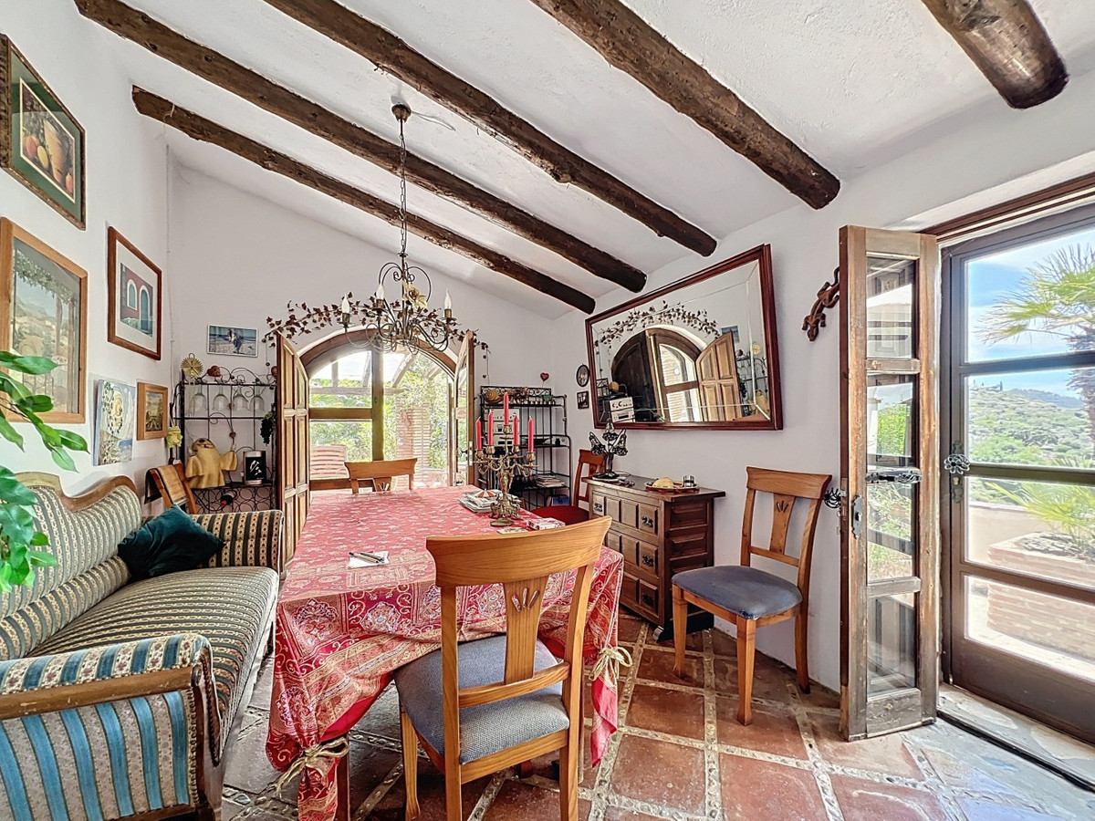 Huis te koop in Sayalonga | 3 slaapkamers H5048740