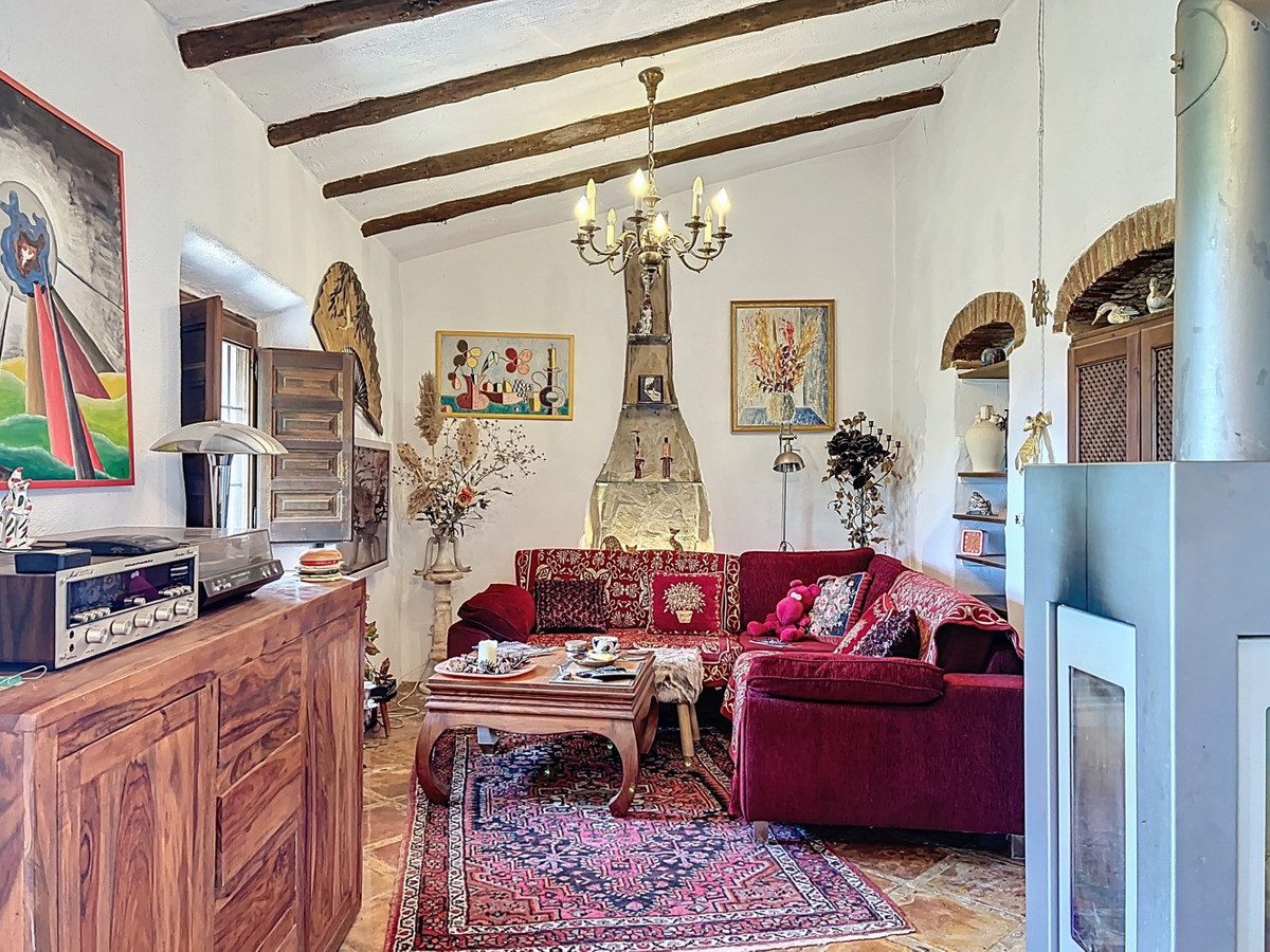 Huis te koop in Sayalonga | 3 slaapkamers H5048740