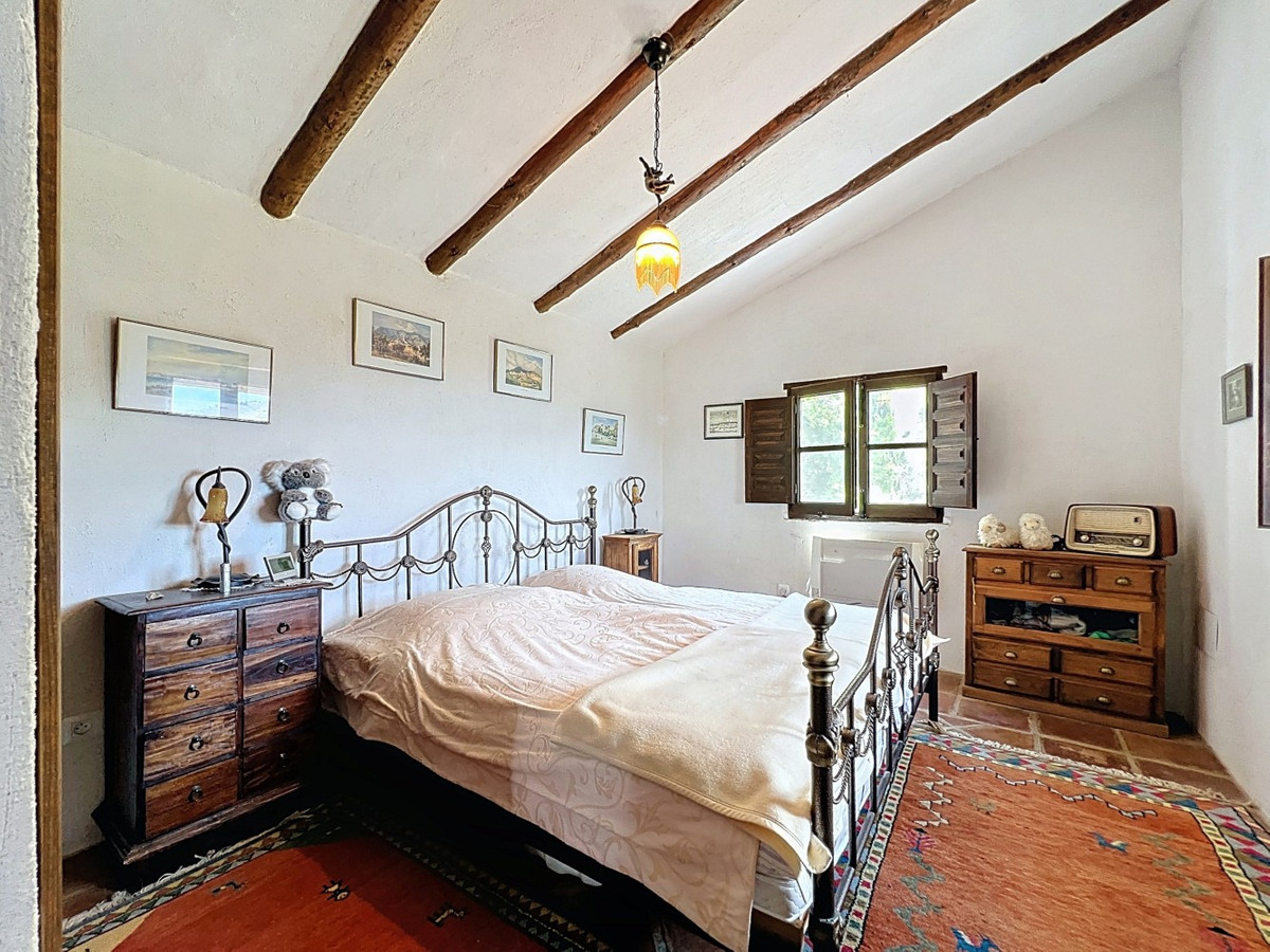 Huis te koop in Sayalonga | 3 slaapkamers H5048740