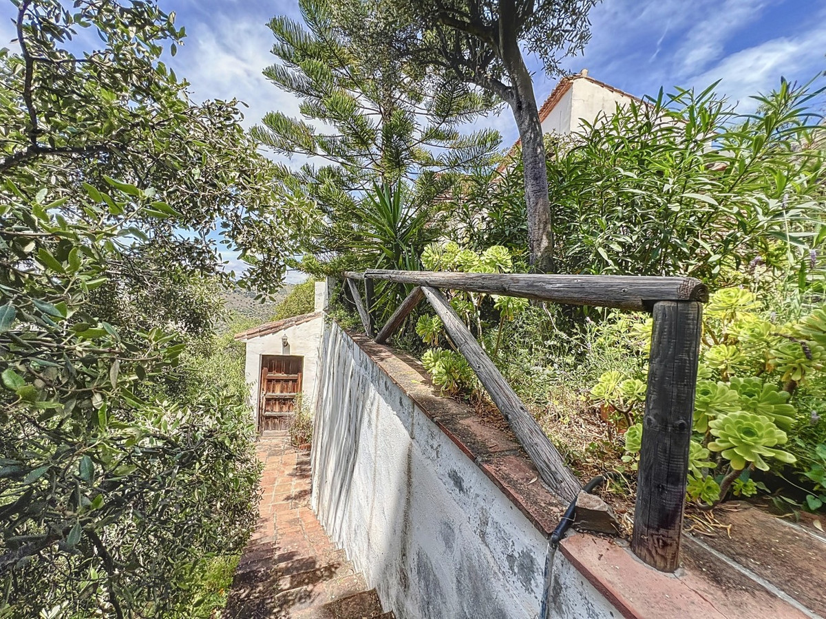 Huis te koop in Sayalonga | 3 slaapkamers H5048740