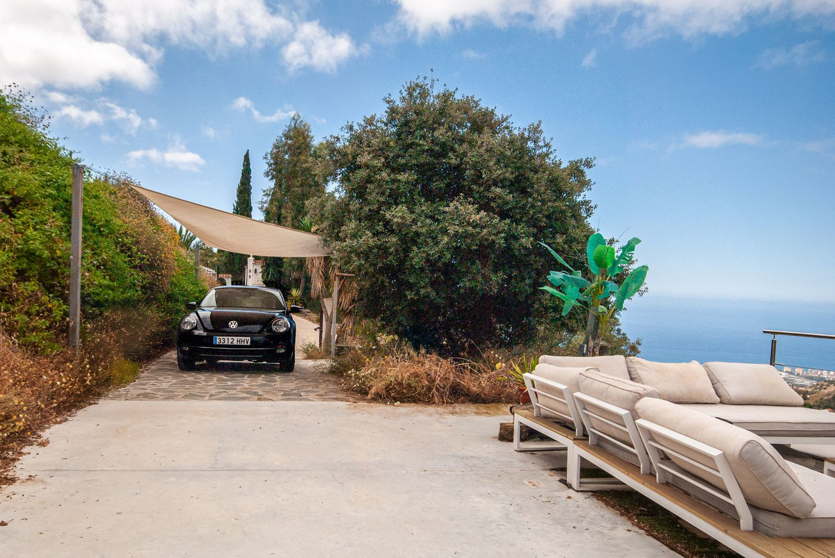 Huis te koop in Sayalonga | 2 slaapkamers H5051515