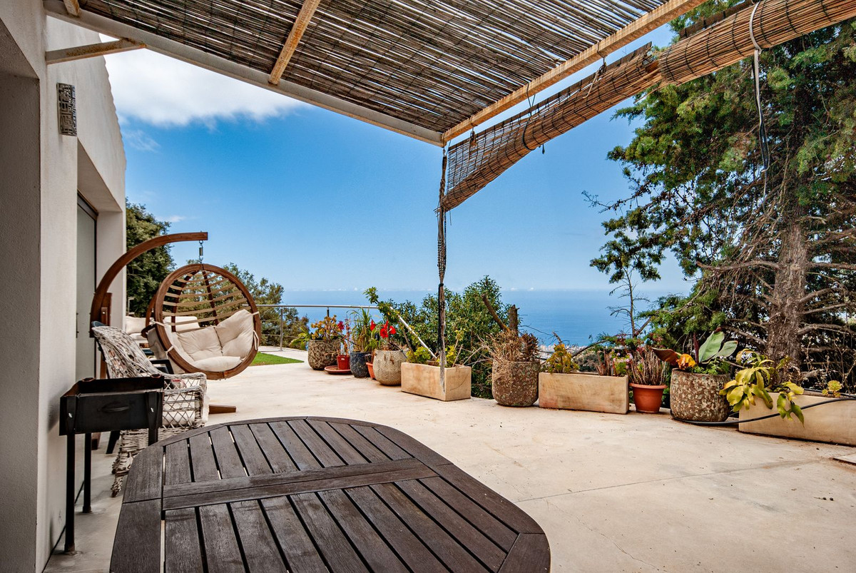 Huis te koop in Sayalonga | 2 slaapkamers H5051515