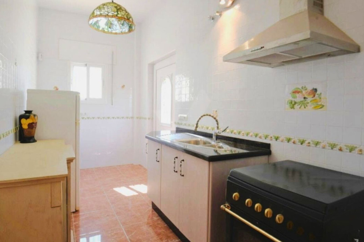 Huis te koop in Sayalonga | 4 slaapkamers H5160862