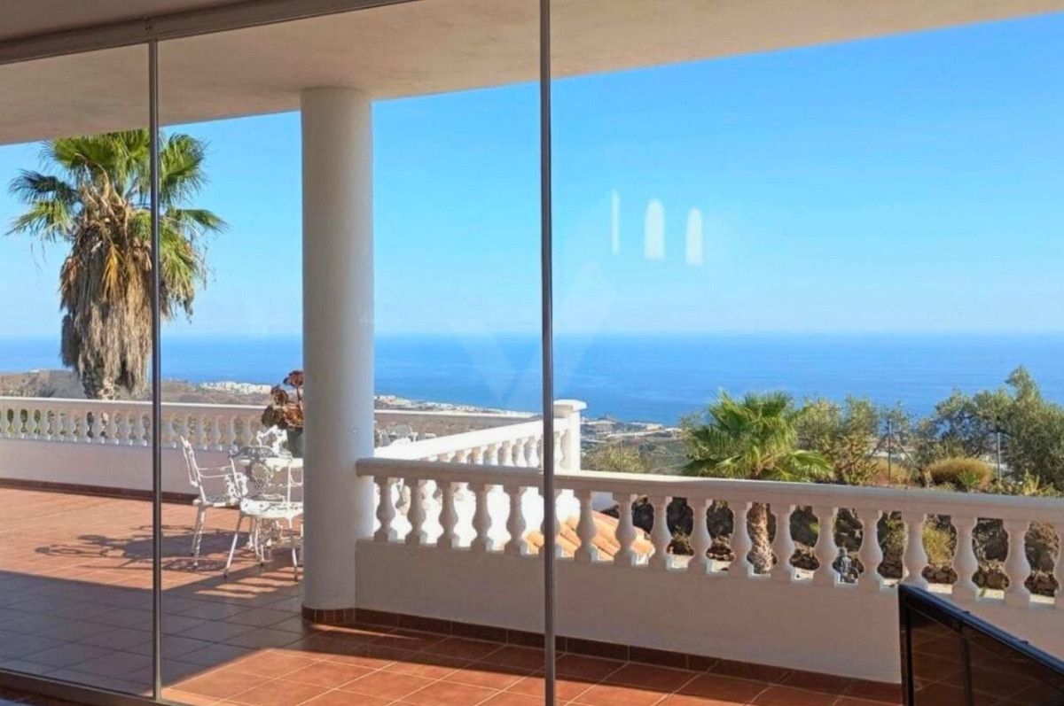 Huis te koop in Sayalonga | 4 slaapkamers H5160862