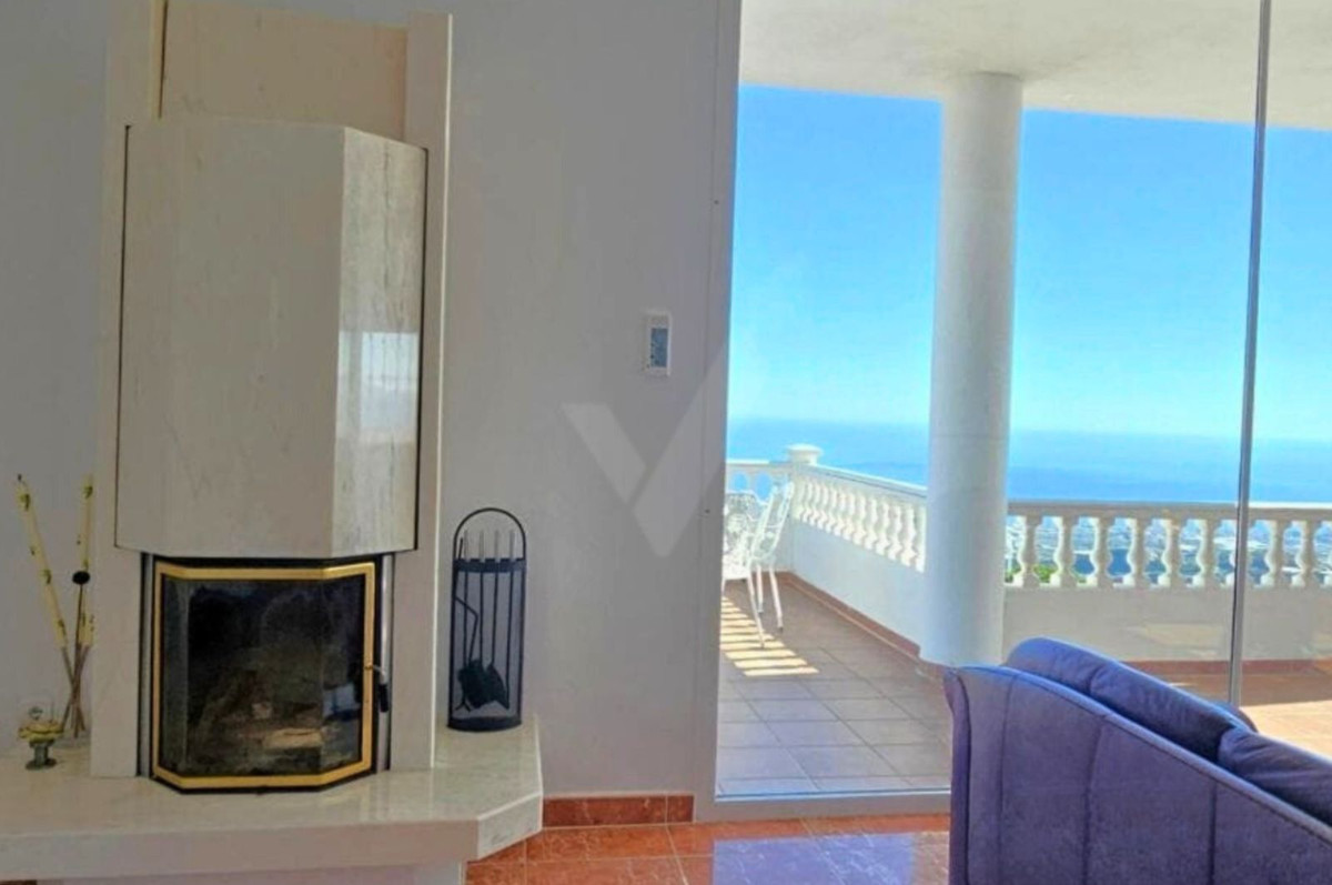 Huis te koop in Sayalonga | 4 slaapkamers H5160862