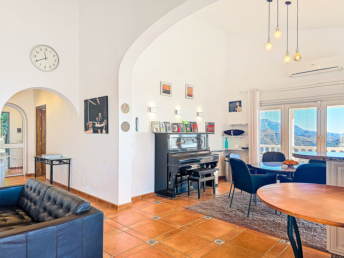 Property main view 14