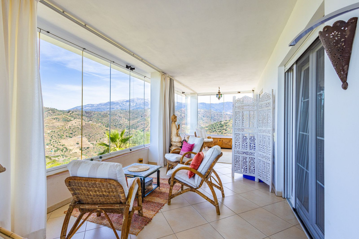 Property main view 33