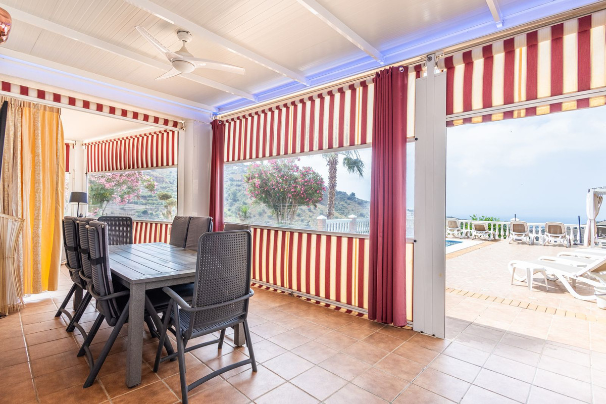 Huis te koop in Sayalonga | 6 slaapkamers H5419420