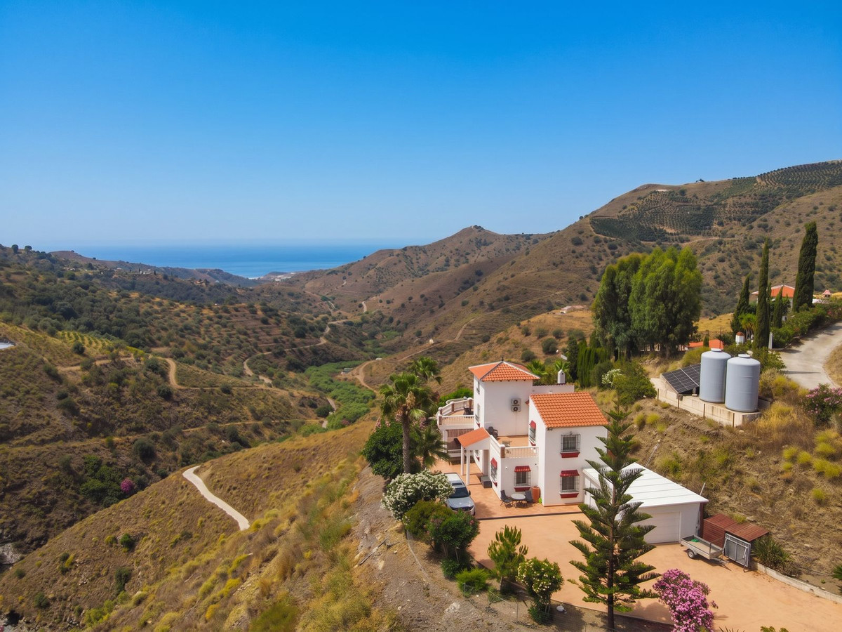 Huis te koop in Sayalonga | 6 slaapkamers H5419420