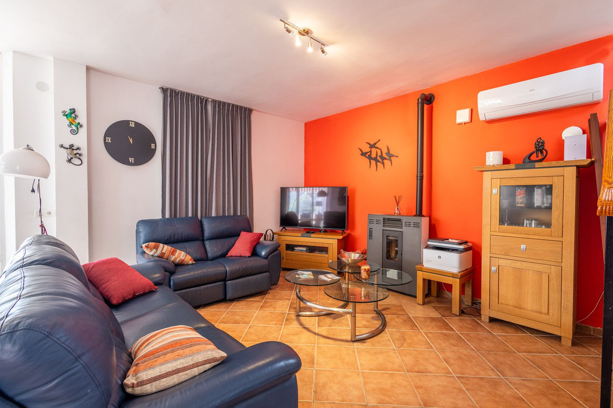 Huis te koop in Sayalonga | 6 slaapkamers H5419420