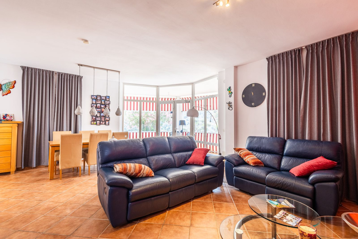 Huis te koop in Sayalonga | 6 slaapkamers H5419420