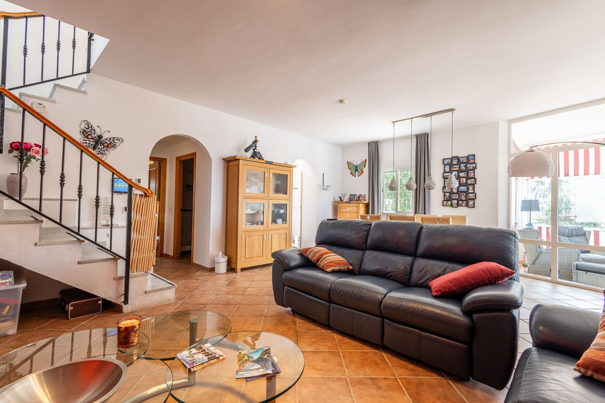 Huis te koop in Sayalonga | 6 slaapkamers H5419420