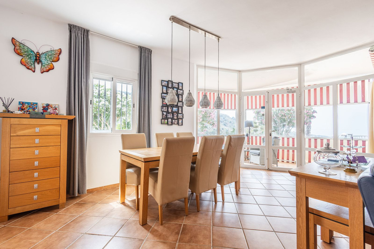 Huis te koop in Sayalonga | 6 slaapkamers H5419420