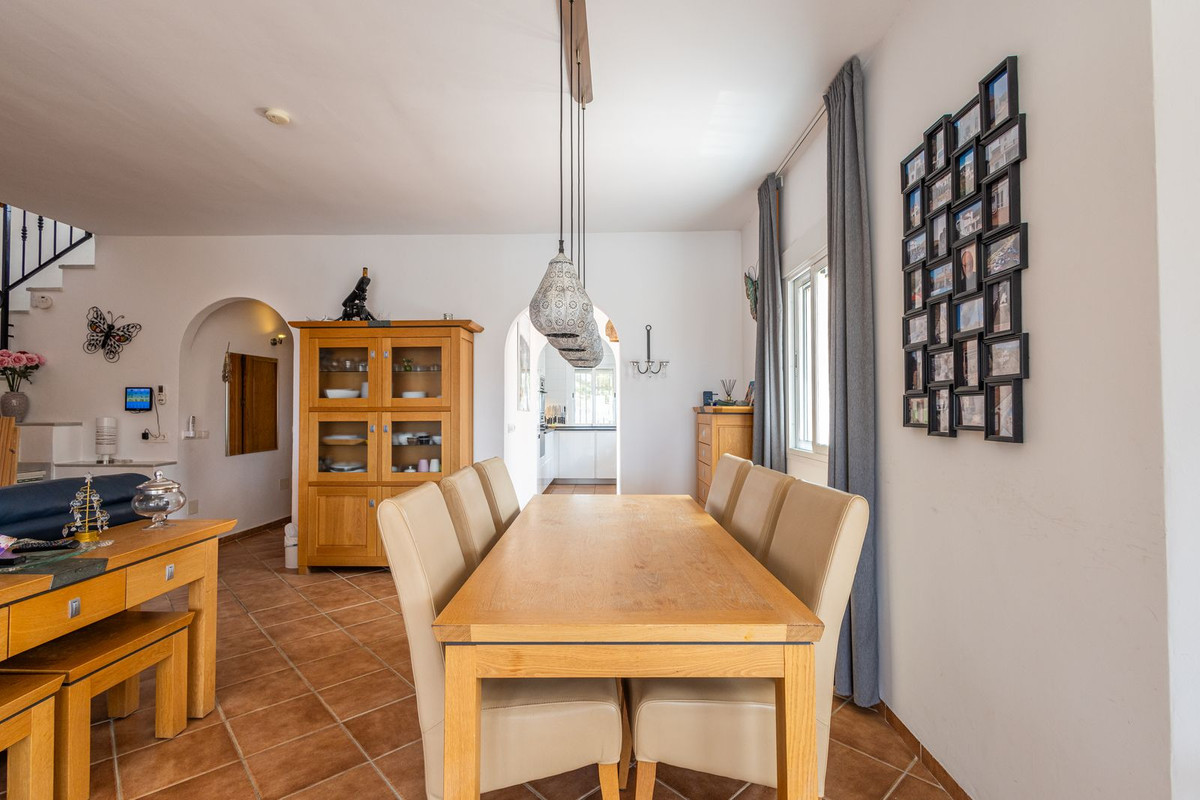 Huis te koop in Sayalonga | 6 slaapkamers H5419420