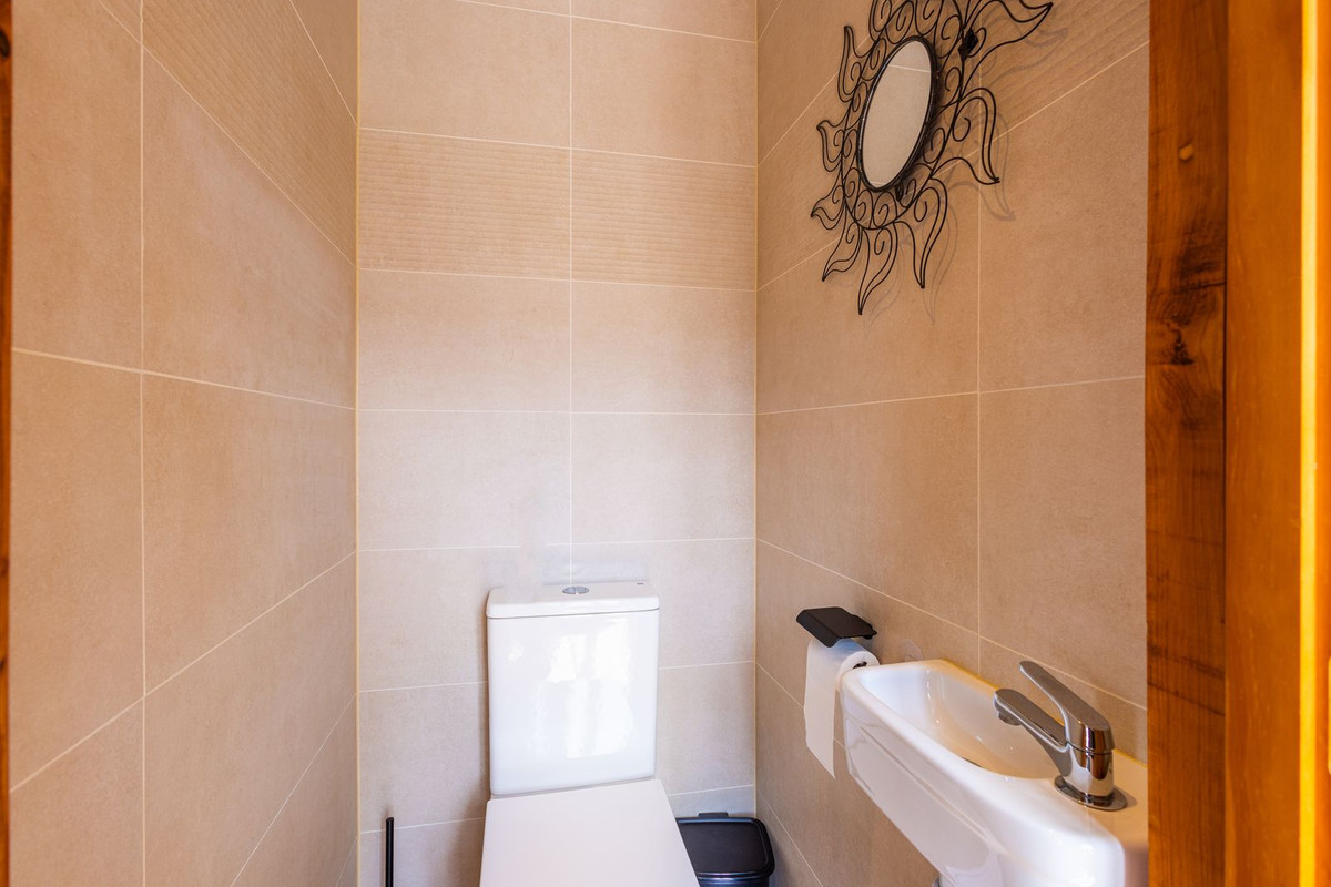 Huis te koop in Sayalonga | 6 slaapkamers H5419420