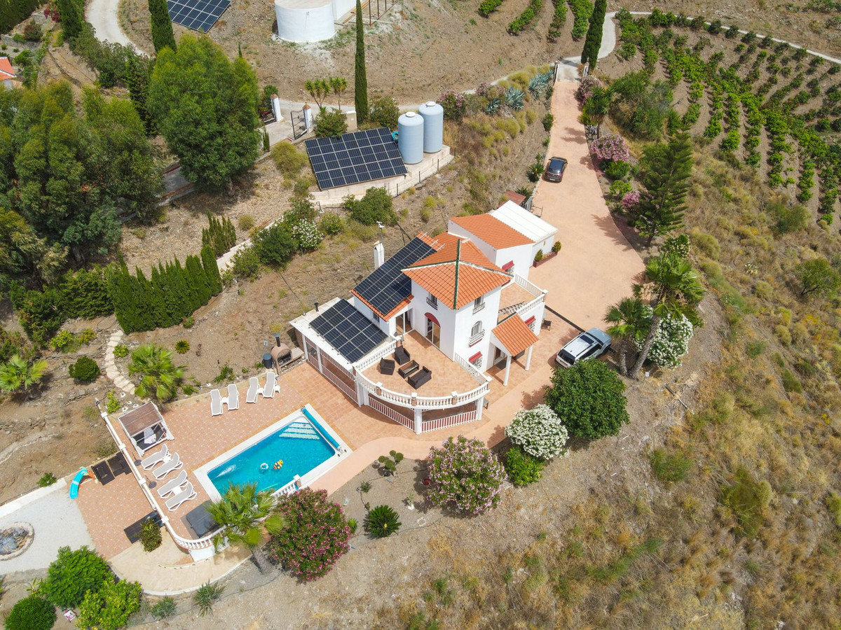 Huis te koop in Sayalonga | 6 slaapkamers H5419420