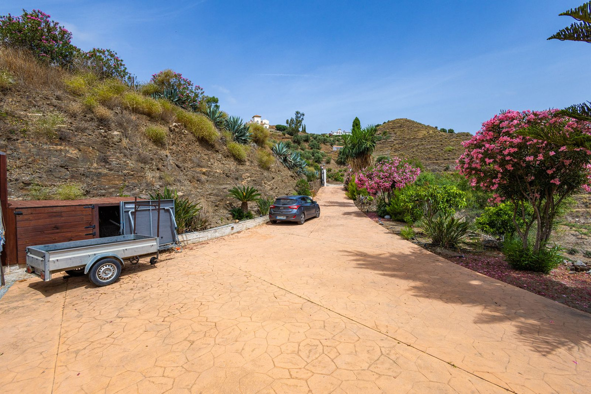 Huis te koop in Sayalonga | 6 slaapkamers H5419420