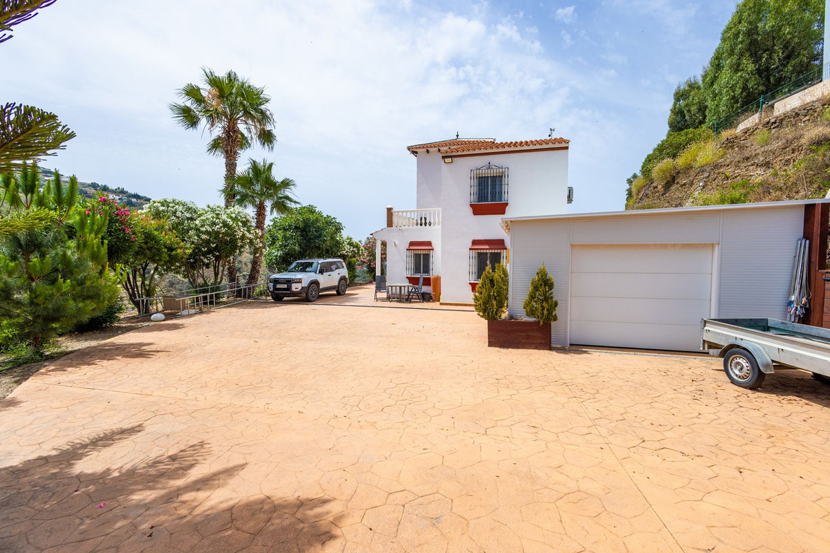 Huis te koop in Sayalonga | 6 slaapkamers H5419420