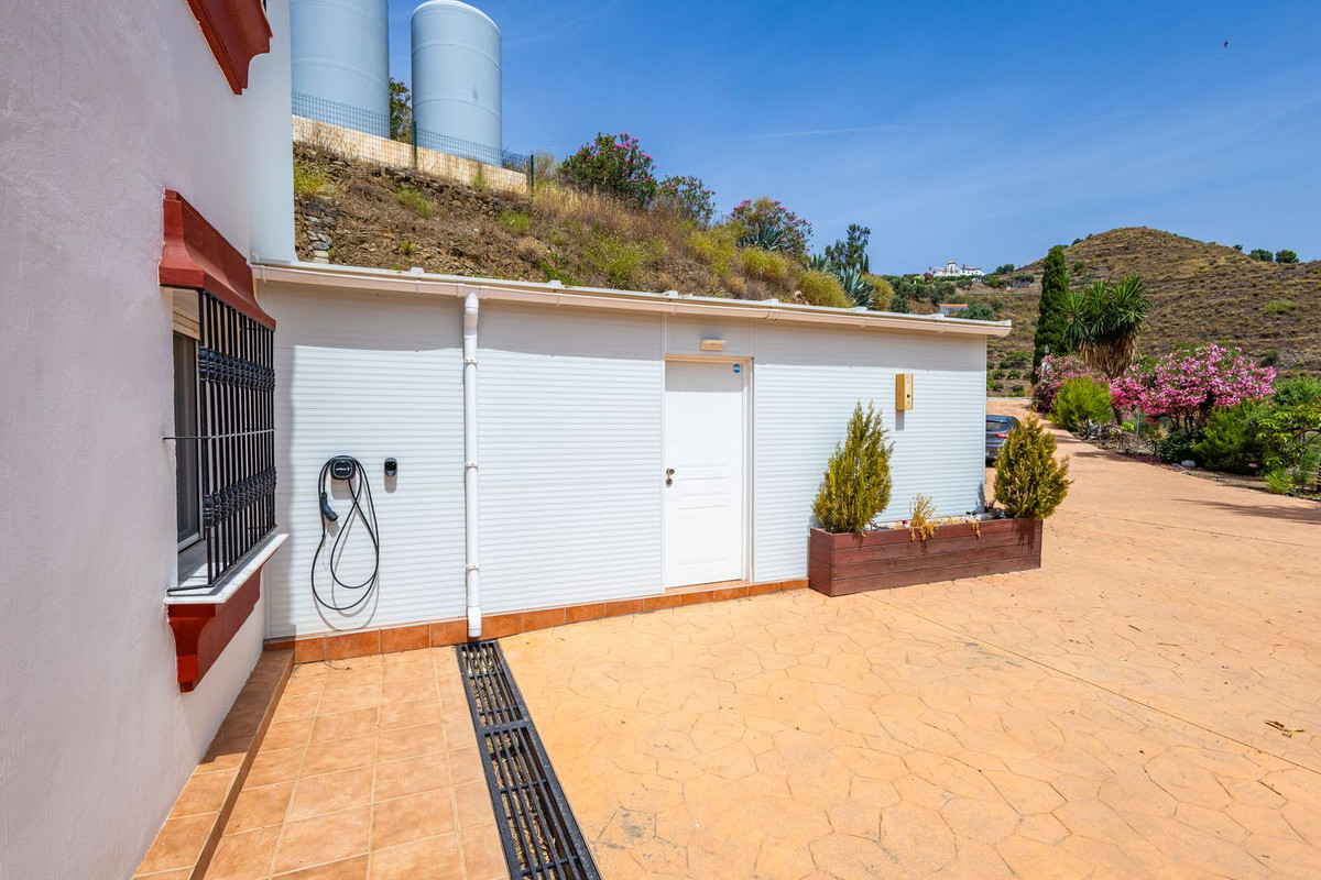 Huis te koop in Sayalonga | 6 slaapkamers H5419420