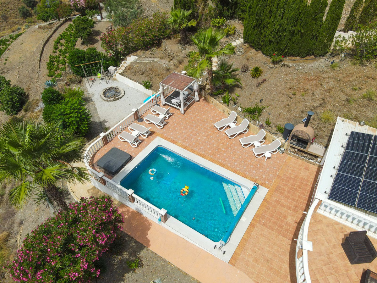 Huis te koop in Sayalonga | 6 slaapkamers H5419420